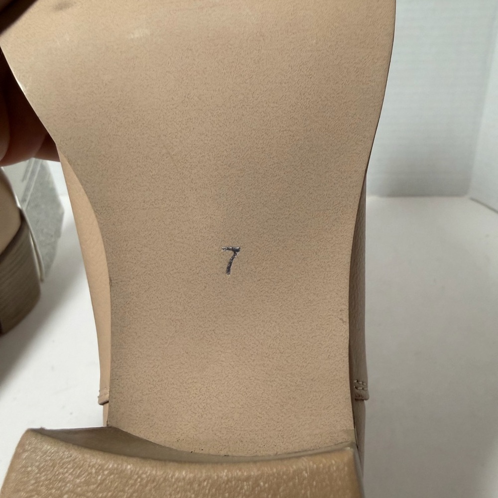 Amazon Essentials Bootie - Picture 6 of 7